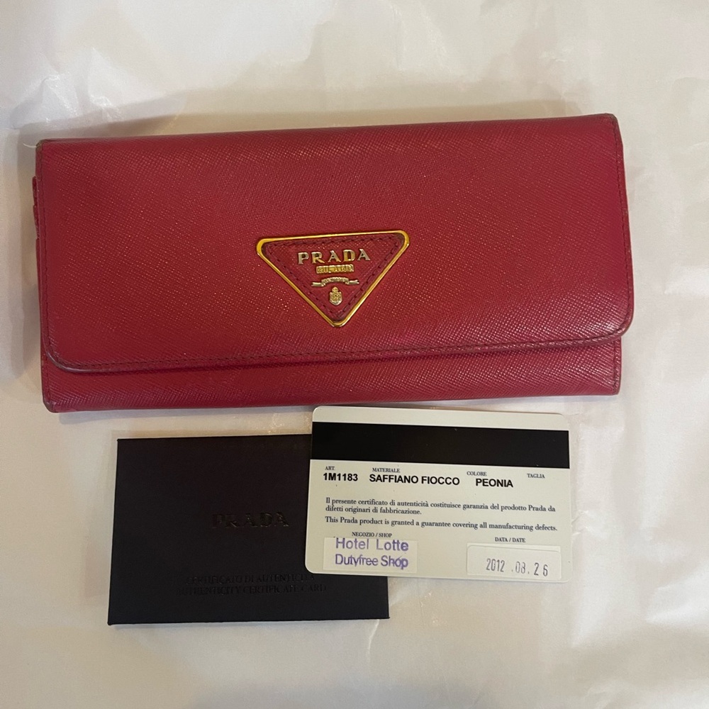 Prada Pink Saffiano Leather Wallet with COA - Picture 1 of 11